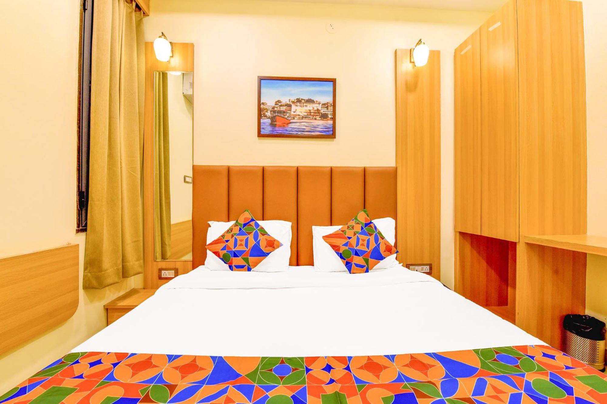 Hotel Fabexpress Mewar Shine Udaipur Exterior foto